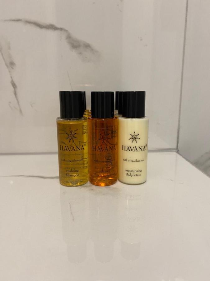 Royal Luxuria Modern